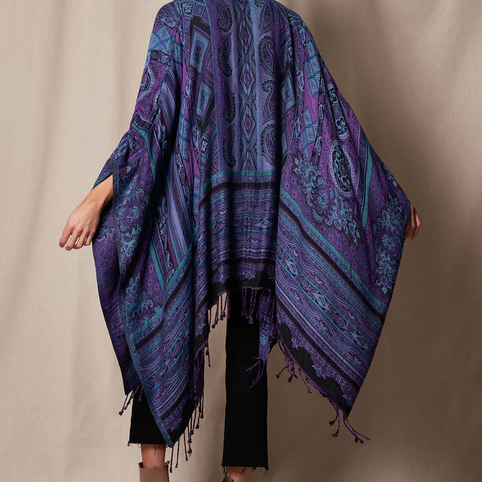 How to Wear a Wrap: Style Tips for Every Occasion