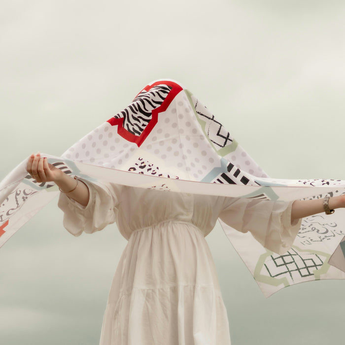 How Long Should a Shawl Be? A Comprehensive Guide