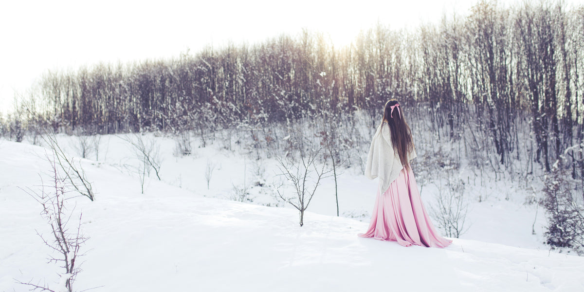 Mastering Elegance: How to Wear a Shawl Elegantly at Any Event Sivana Mastering Elegance: How to Wear a Shawl Elegantly at Any Event Sivana