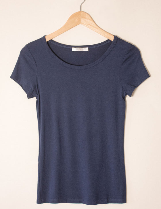 Bamboo Close Fit Tee - Navy