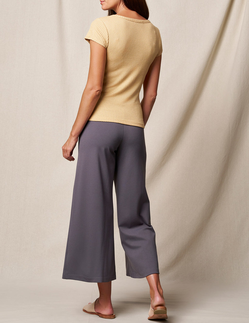 Bamboo Ponte Cropped Pants - Grey