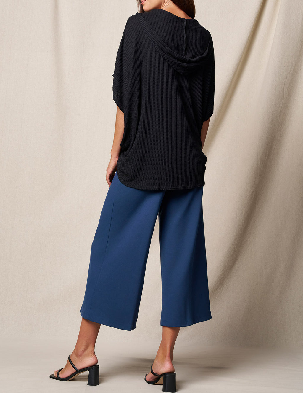 Bamboo Ponte Cropped Pants - Navy